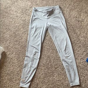 Grey leggings!